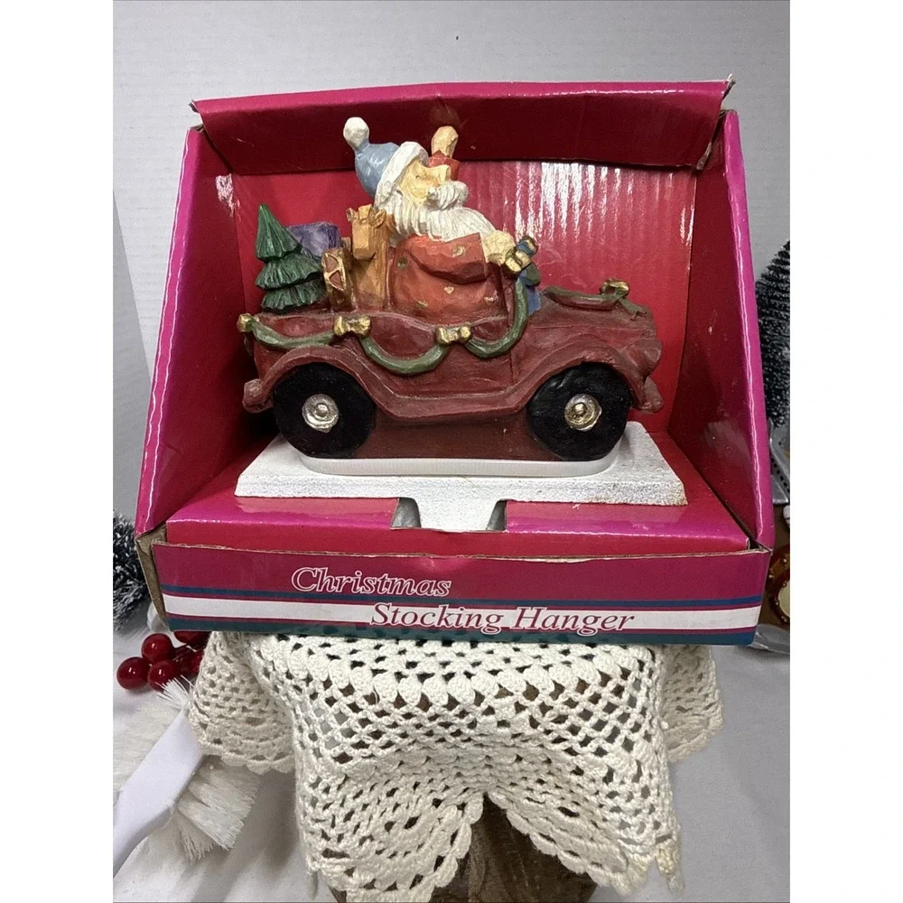 Cast Iron Hand Crafted Christmas Stocking Holder Santa In Vintage Car.5X3.5